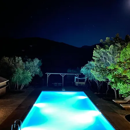 Apaggio Apartment *